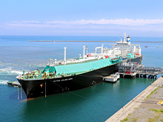 LNG輸送船「S.S.Puteri Delima Satu号」